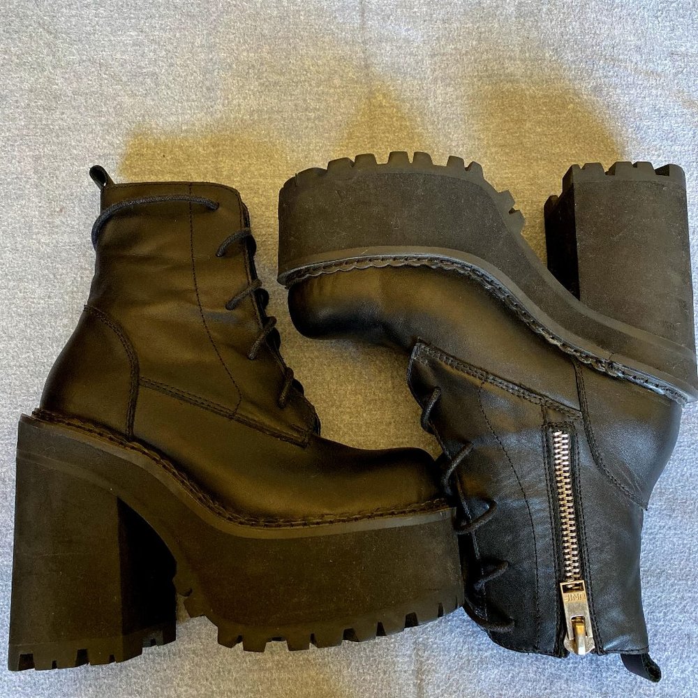 UNIF Choke Boots